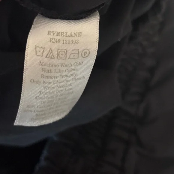 Everlane Black Pull On Tapered Pants Elastic Waist Minimalist Size 4 - Picture 7 of 7